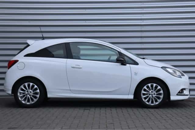 Opel Corsa (2016) thumbnail 3