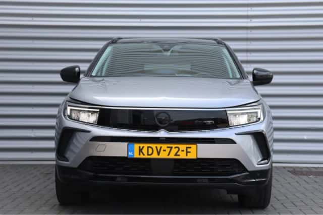 Opel Grandland (2024) thumbnail 5