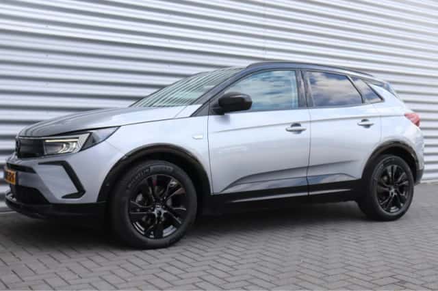 Opel Grandland (2024) thumbnail 6