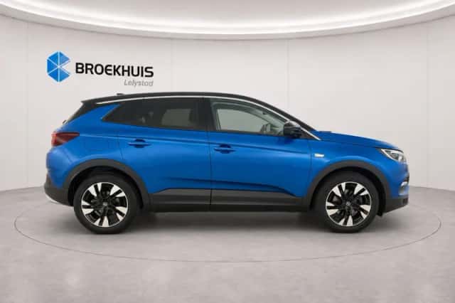 Opel Grandland X (2020) thumbnail 3