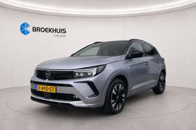 Opel Grandland (2024) thumbnail 5