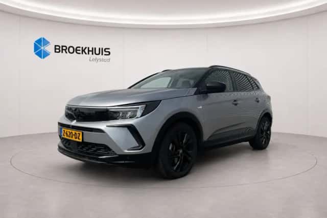 Opel Grandland (2023) thumbnail 1