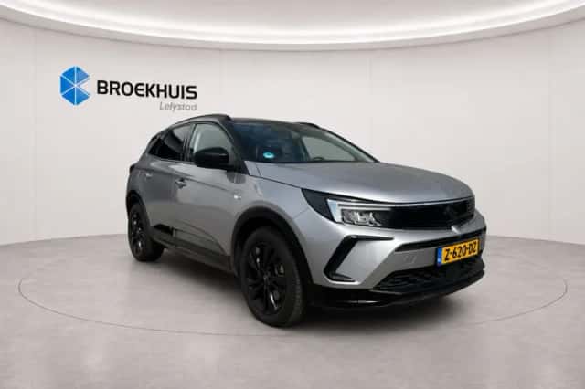 Opel Grandland (2023) thumbnail 4