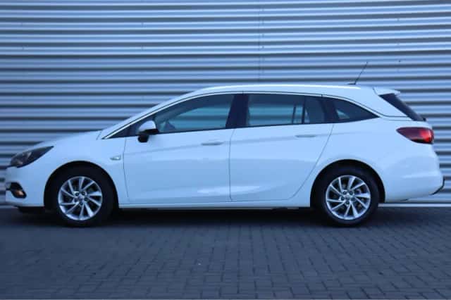 Opel Astra Sports Tourer (2021) thumbnail 2