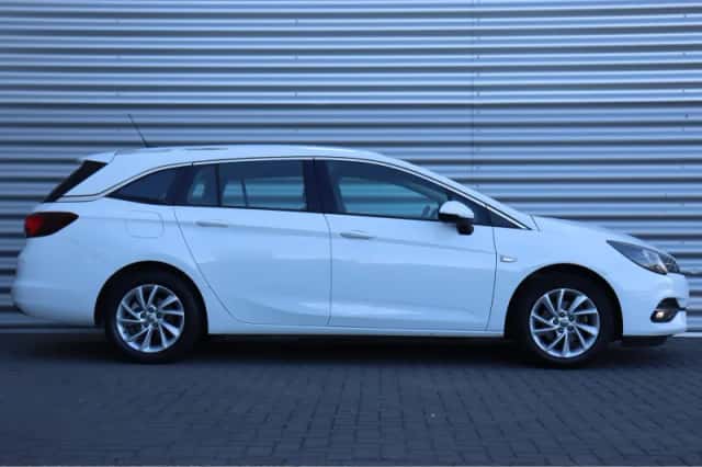 Opel Astra Sports Tourer (2021) thumbnail 3