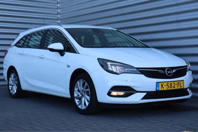 Opel Astra Sports Tourer (2021) thumbnail 4
