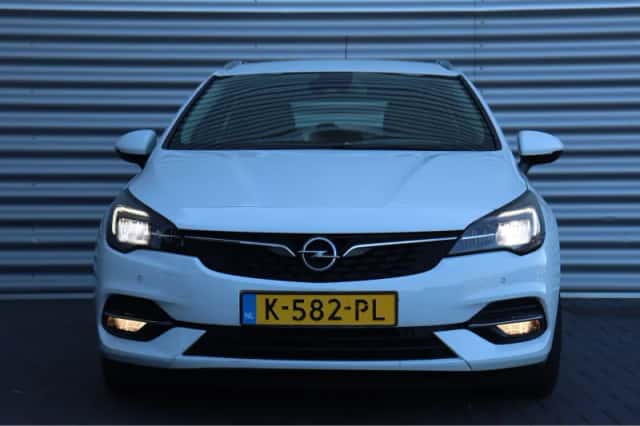 Opel Astra Sports Tourer (2021) thumbnail 5