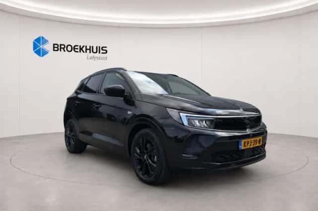 Opel Grandland (2023) thumbnail 4