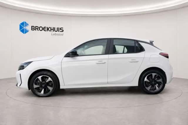 Opel Corsa (2024) thumbnail 3