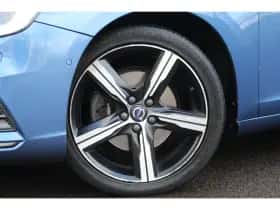 Volvo V60 (2018) thumbnail 9
