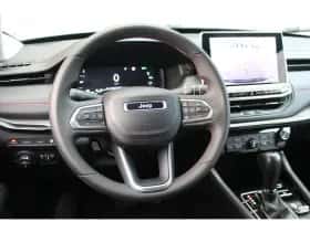 Jeep Compass (2024) thumbnail 3