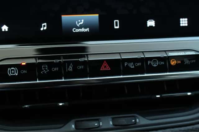 Jeep Compass (2024) thumbnail 39