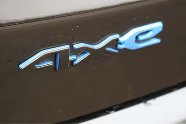 Jeep Compass (2024) thumbnail 10