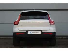Volvo XC40 (2022) thumbnail 11
