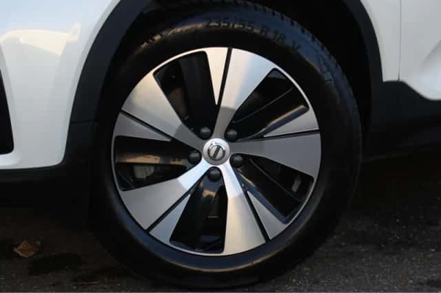 Volvo XC40 (2022) thumbnail 13