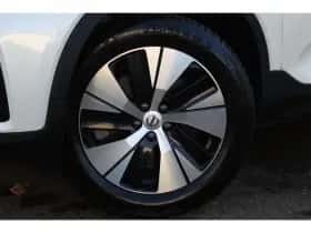 Volvo XC40 (2022) thumbnail 13