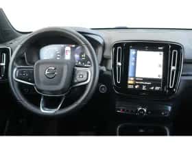 Volvo XC40 (2022) thumbnail 15