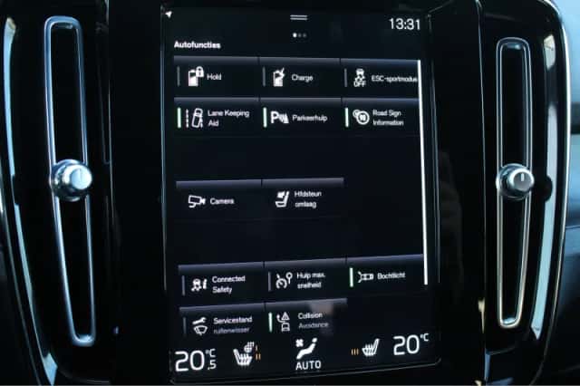 Volvo XC40 (2022) thumbnail 27