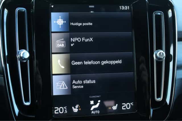 Volvo XC40 (2022) thumbnail 28
