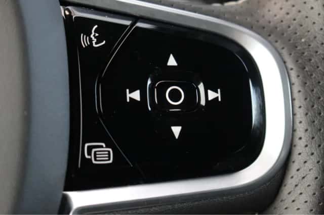 Volvo XC60 (2019) thumbnail 14