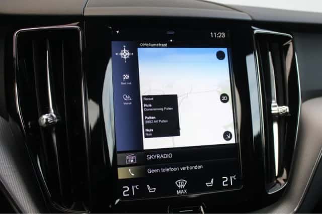 Volvo XC60 (2019) thumbnail 25