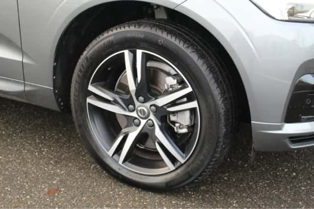 Volvo XC60 (2019) thumbnail 5