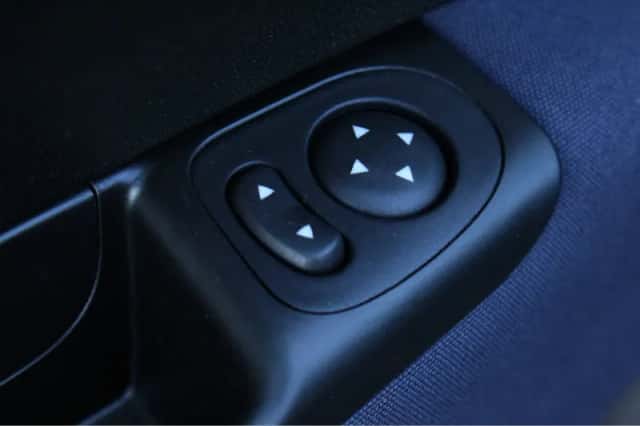 Fiat 500C (2022) thumbnail 24