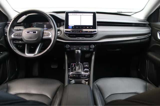 Jeep Compass (2023) thumbnail 17