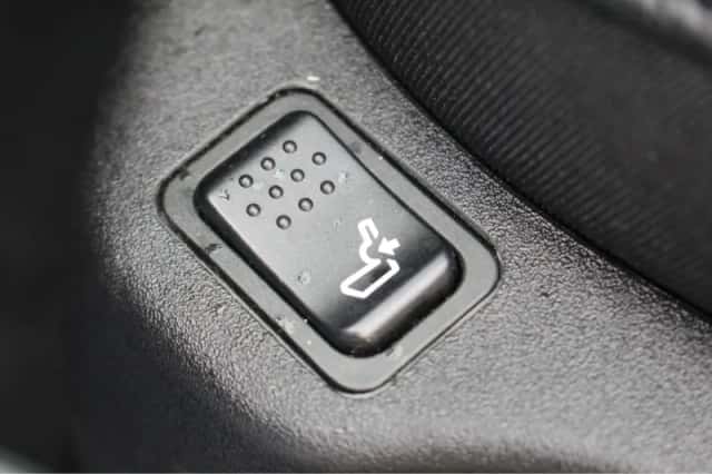Jeep Compass (2023) thumbnail 5