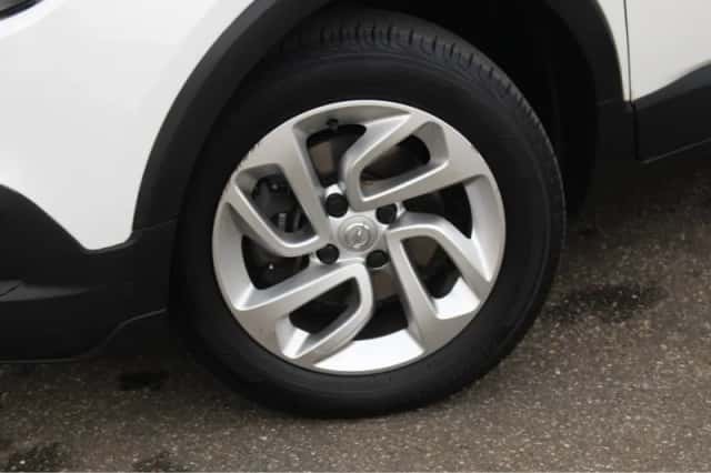 Opel Crossland X (2021) thumbnail 2
