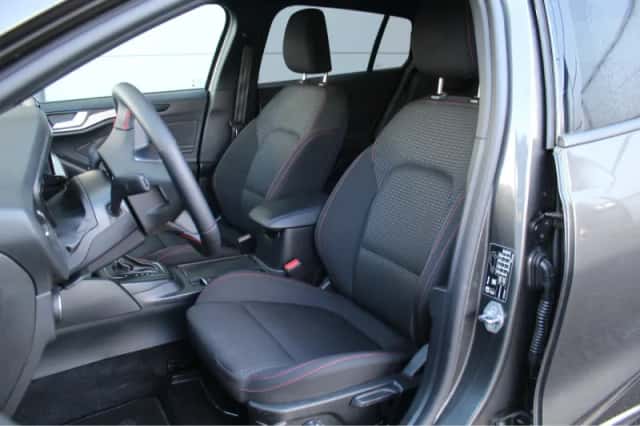 Ford Focus (2025) thumbnail 4