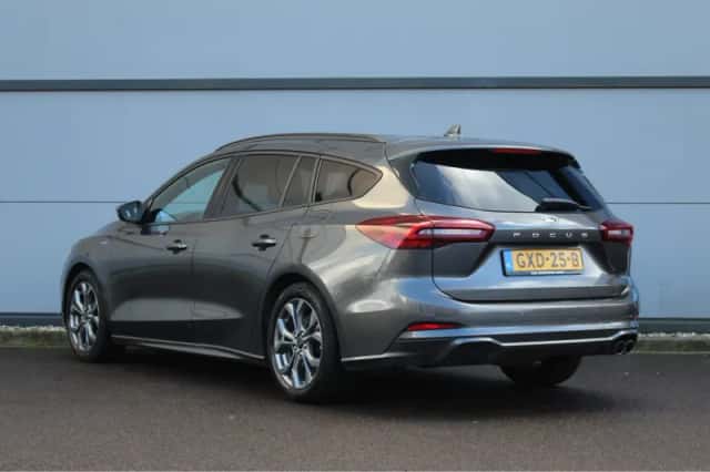 Ford Focus (2025) thumbnail 8