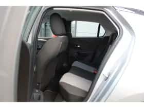 Opel Corsa (2024) thumbnail 6