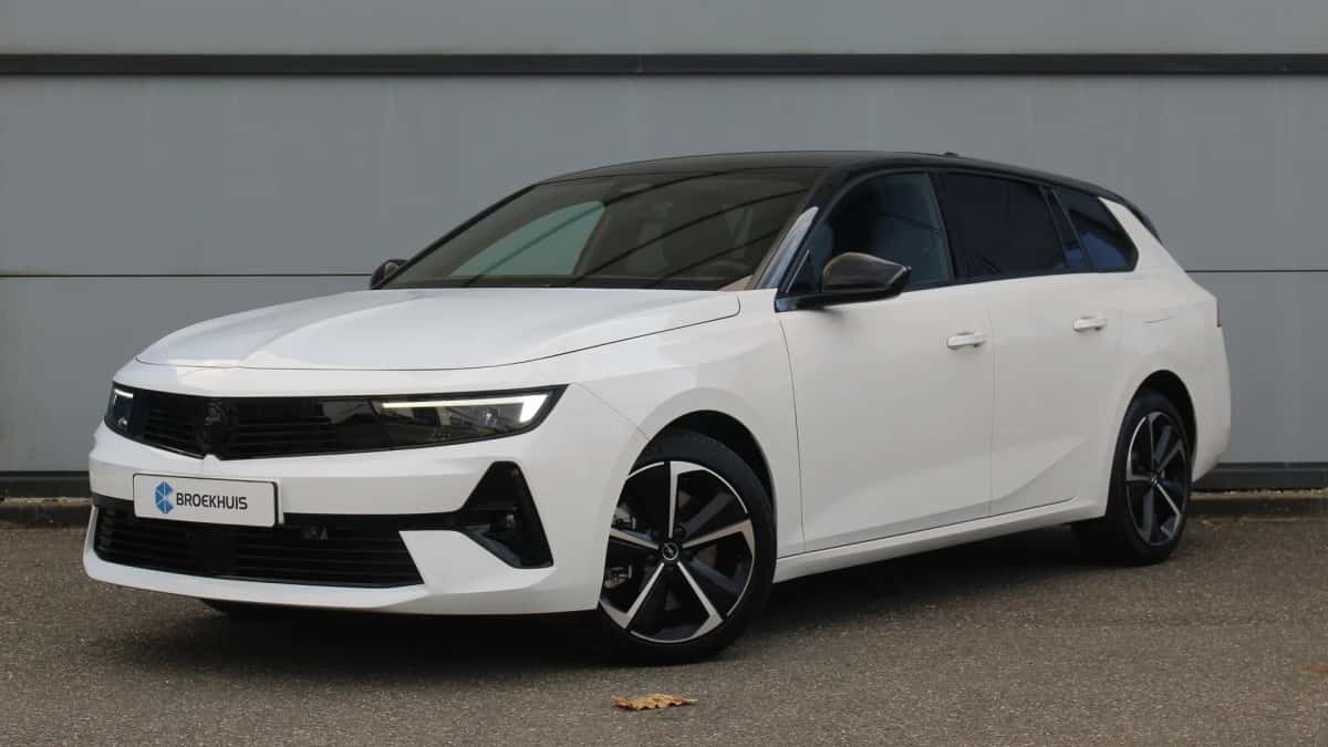Opel Astra Sports Tourer (2025) — foto 1