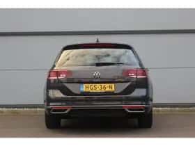 Volkswagen Passat (2022) thumbnail 12