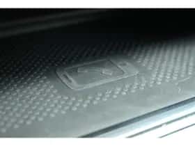 Volkswagen Passat (2022) thumbnail 36