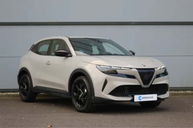 Alfa Romeo Junior (2025) thumbnail 9