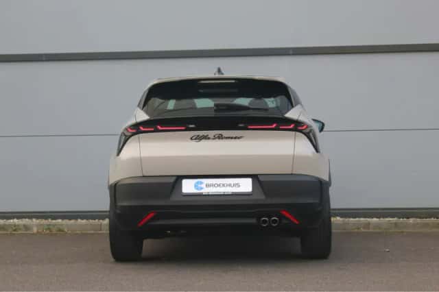 Alfa Romeo Junior (2025) thumbnail 10
