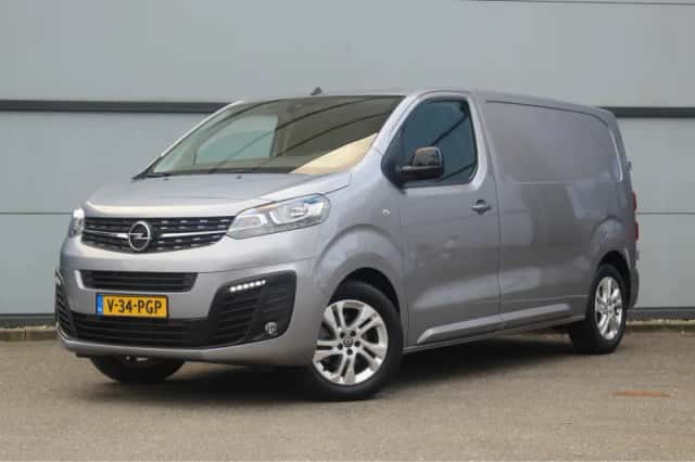 Opel Vivaro (2024) thumbnail 1
