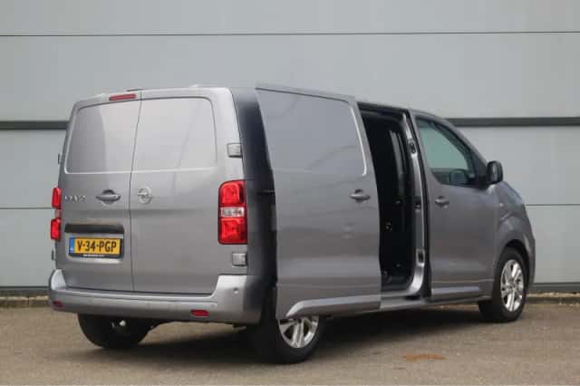 Opel Vivaro (2024) thumbnail 3