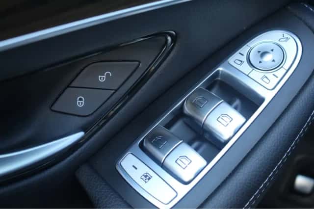 Mercedes-Benz GLC-Klasse (2019) thumbnail 34
