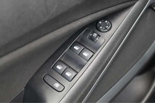 Opel Crossland (2024) thumbnail 17