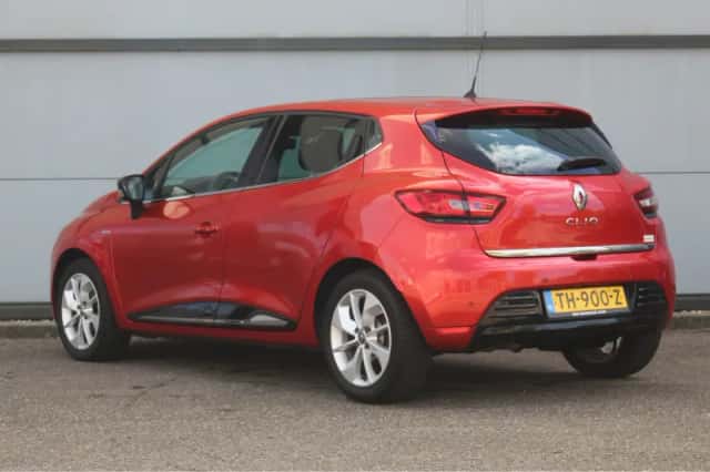 Renault Clio (2018) thumbnail 30