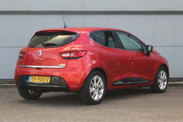 Renault Clio (2018) thumbnail 6