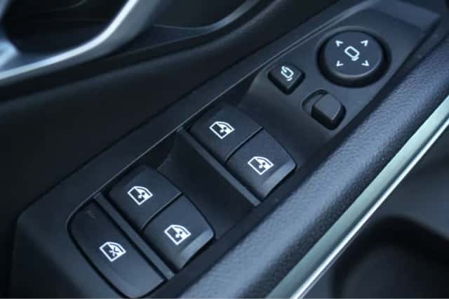 BMW 3-Serie (2022) thumbnail 9