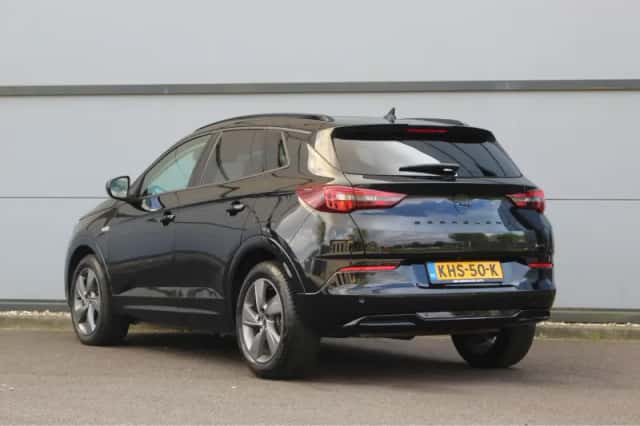 Opel Grandland (2023) thumbnail 2