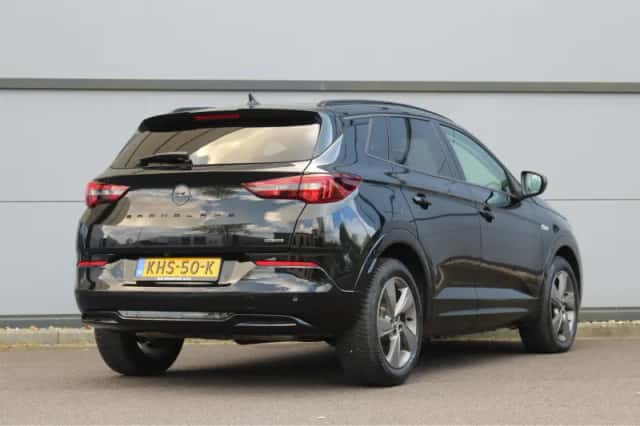 Opel Grandland (2023) thumbnail 17