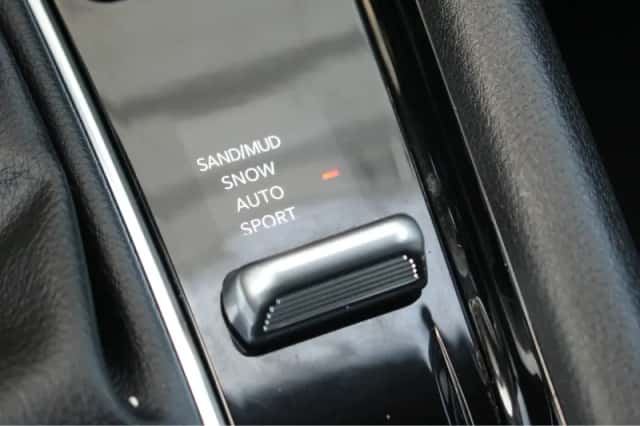 Jeep Compass (2023) thumbnail 23