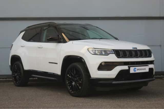 Jeep Compass (2023) thumbnail 25