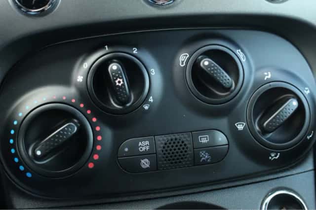 Fiat 500 (2018) thumbnail 25